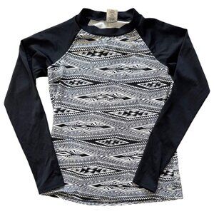Black & White Aztec-Print Long-Sleeve Womens Rash Guard Swim Shirt By 100 Degree